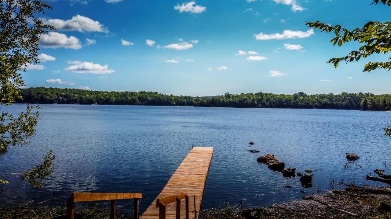 Yourtes Glamping Du Poisson Blanc Notre-Dame-du-Laus Εξωτερικό φωτογραφία