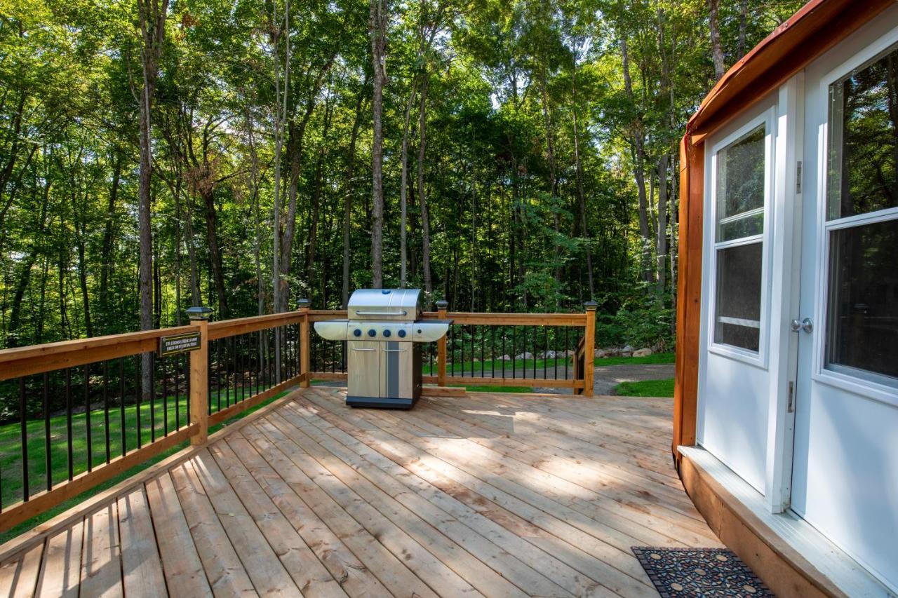 Yourtes Glamping Du Poisson Blanc Notre-Dame-du-Laus Εξωτερικό φωτογραφία